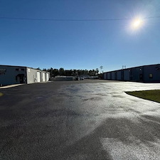 Asphalt-Seal-Coating-and-Parking-Lot-Striping-in-Spanish-Fort-AL 3