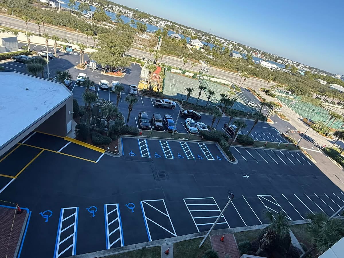 Asphalt Sealcoating & Parking Lot Striping In Orange Beach, AL