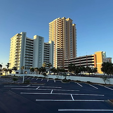 Asphalt-Sealcoating-Parking-Lot-Striping-In-Orange-Beach-AL 0