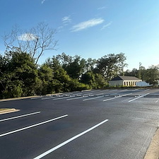 Asphalt-Sealcoating-Parking-Lot-Striping-in-Foley-AL 3