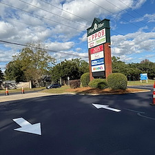 Asphalt-Sealcoating-Parking-Lot-Striping-in-Mobile-AL 2