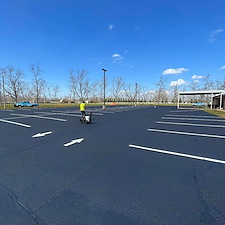 Asphalt-Sealcoating-Parking-Lot-Striping-in-Robertsdale-AL 0