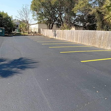 Asphalt-Sealcoating-Parking-Lot-Striping-in-Destin-FL 3