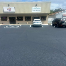 Asphalt-Sealcoating-Parking-Lot-Striping-in-Gulf-Breeze-FL 1