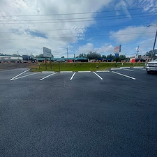 Asphalt-Sealcoating-Parking-Lot-Striping-in-Gulf-Breeze-FL 3