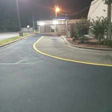 Asphalt-Sealcoating-Parking-Lot-Striping-in-Crestview-FL 2