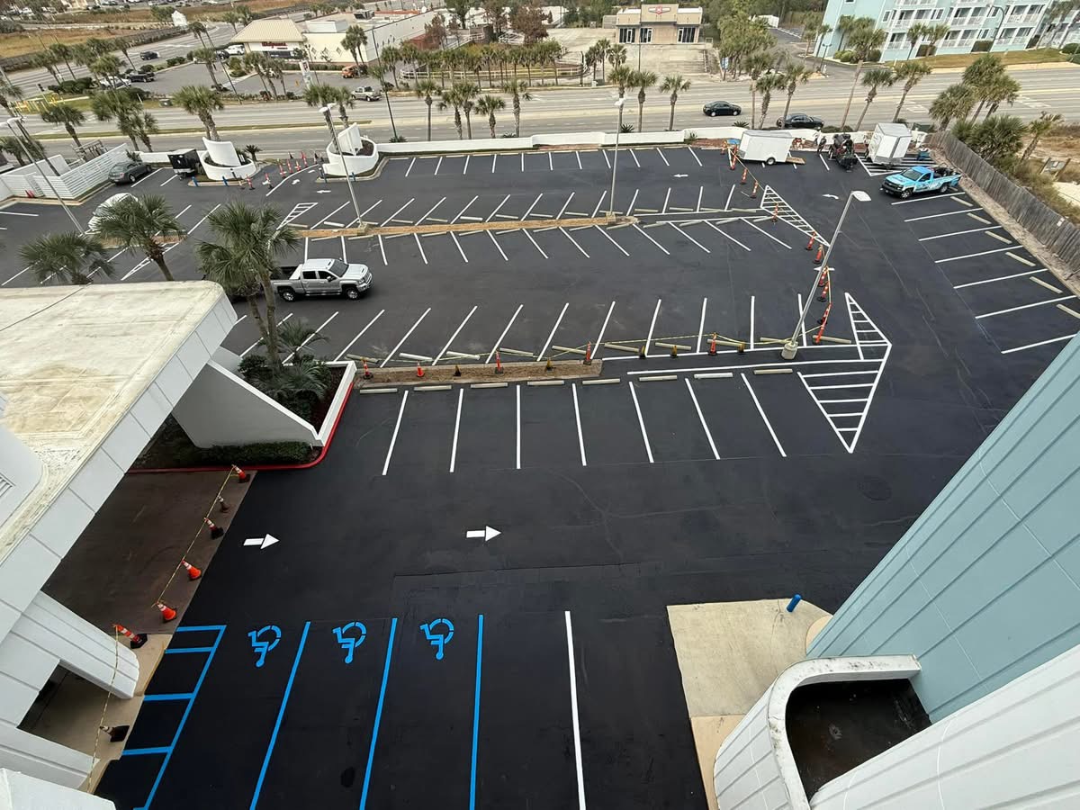 Asphalt Sealcoating & Parking Lot Striping in Gulf Shores, AL